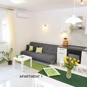 Ondina Apartment Pula